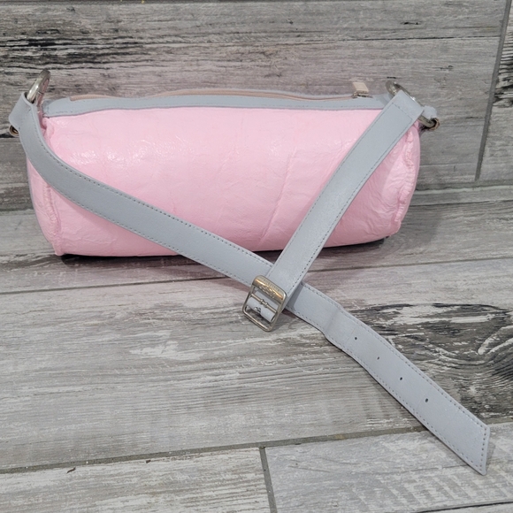 Vintage/Retro Refurbished UGG Australia Leather Barrel Style Handbag - Picture 9 of 16